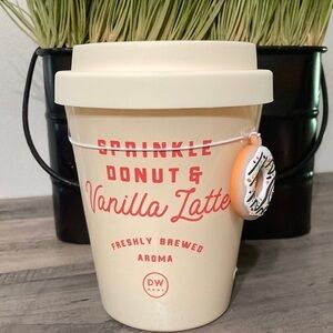 DW HOME SPRINKLE DONUT AND VANILLA LATTE FRESHLY BREWED AROMA JAR CANDLE…